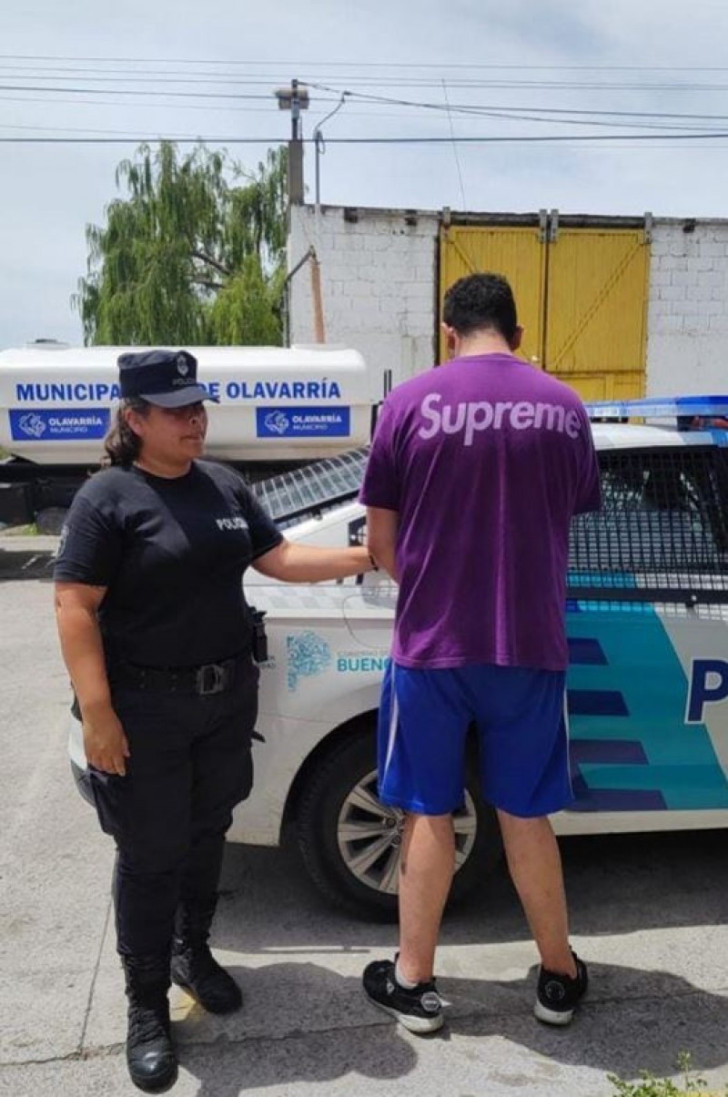 Le provoc cortes a su pareja y fue aprehendido